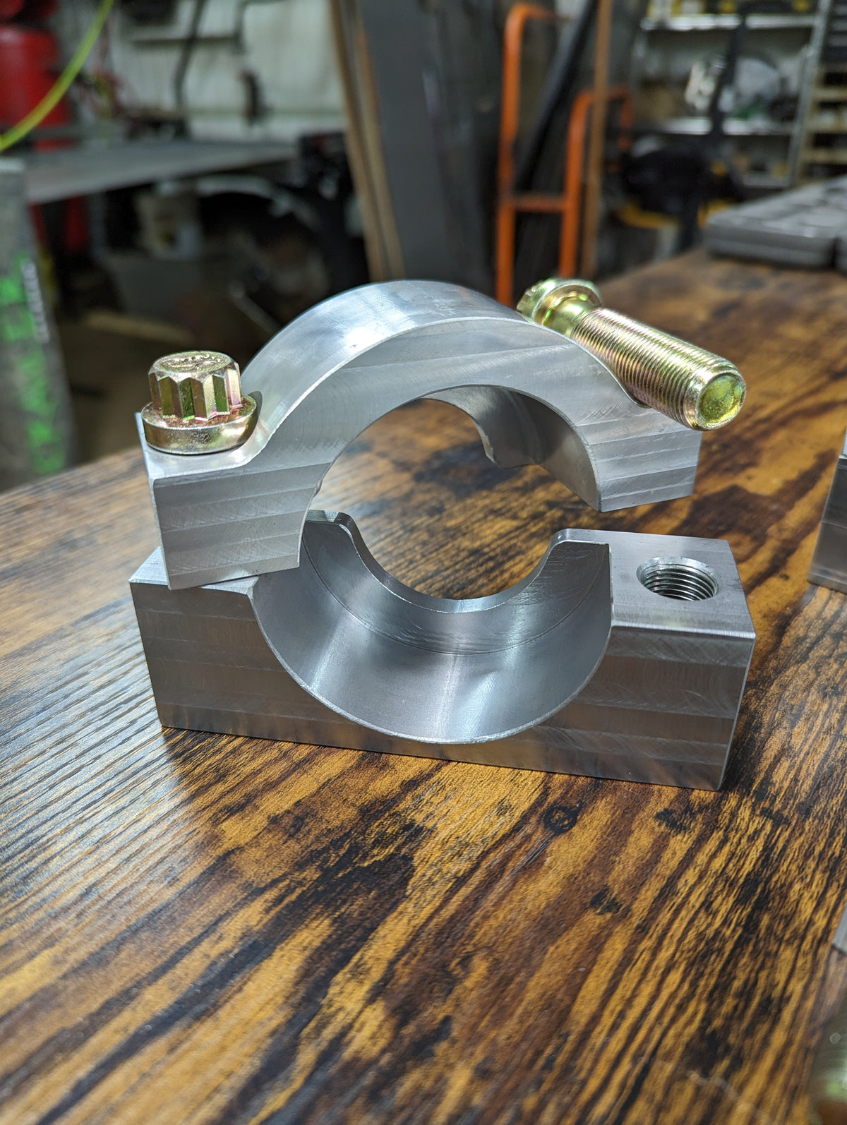 Low Profile Steering Cylinder Clamps (Steel Base)
