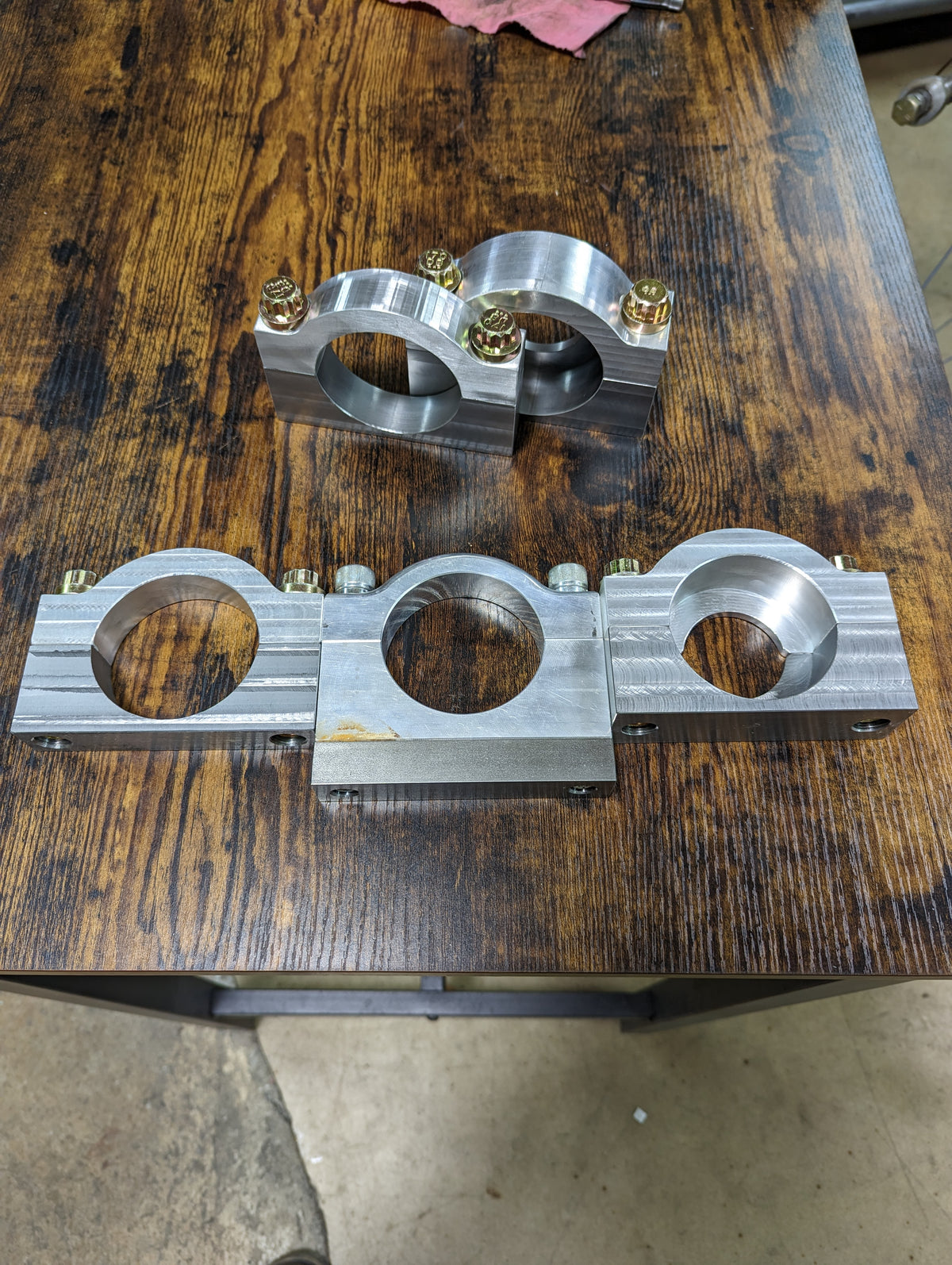 Low Profile Steering Cylinder Clamps (Steel Base)